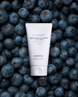 INNISFREE Blueberry Rebalancing 5.5 Cleanser